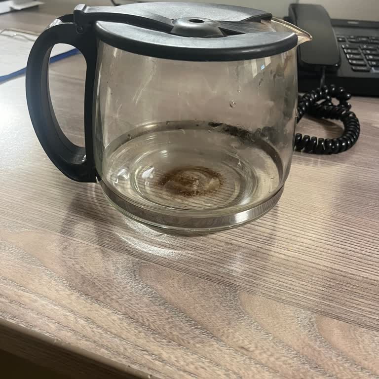 Filtre Kahve Makinem Ani Şekilde Kırıldı, Ne Yapacağımı Bilmiyorum