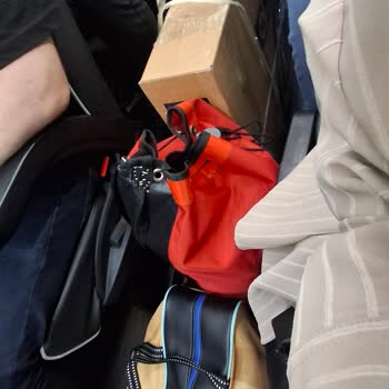 Minibüste Konforsuz Ve Rahatsız Yolculuk