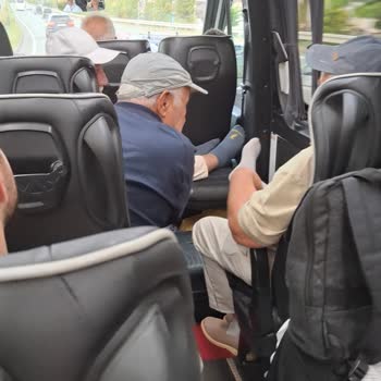 Minibüste Konforsuz Ve Rahatsız Yolculuk