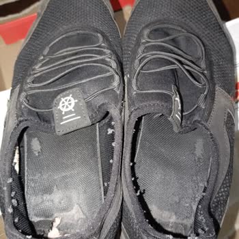 Polaris Spor Ayakkabının Tabanı 2. Kez Yarıldı, Satıcı Destek Vermiyor