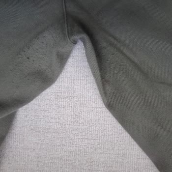 Mavi Jeans Pantolonda İkinci Giyimde Ağ Kısmı İpliklendi