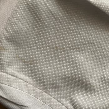 Yeni Alınan Ütüde Kireç Ve Pas Sorunu Çözülmüyor, Servis Yetersiz