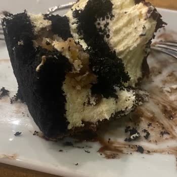 Mado Acity'de Bozuk Pasta Ve Yanlış Sipariş Deneyimi