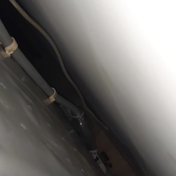 Buzdolabından Sürekli Su Kaçağı Ve Yetersiz Servis Desteği