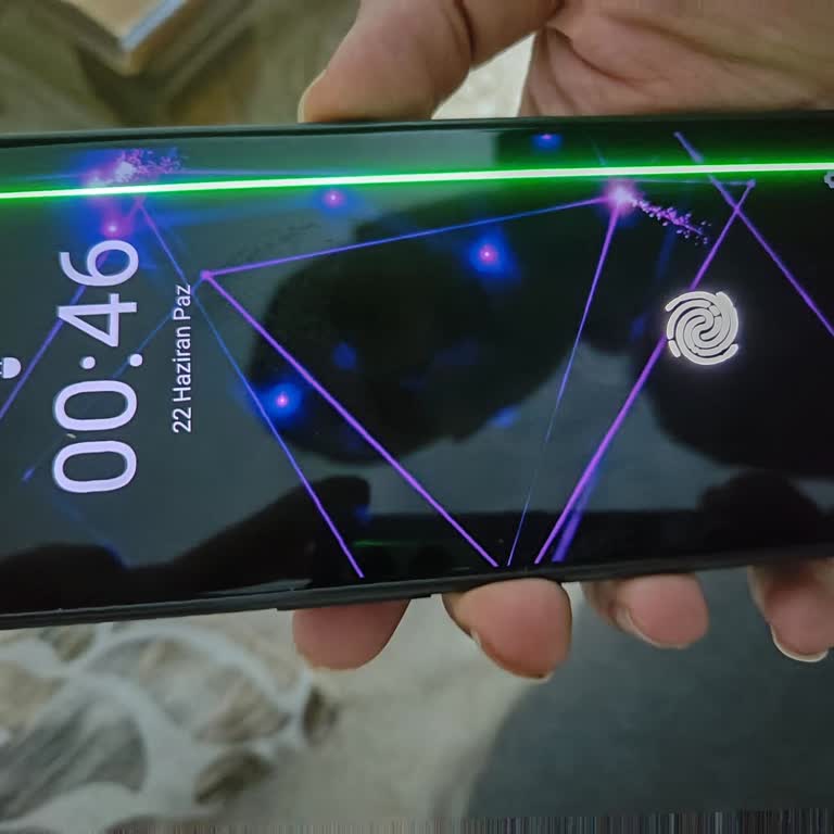 Realme GT2 Pro Ekranında Kronik Yeşil Çizgi Sorunu Ve Garanti Mağduriyeti