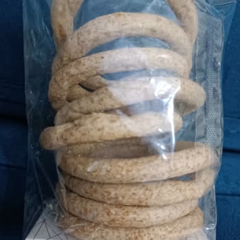 Tarihi Kuzguncuk Fırını'ndan Bayat Ve Kokusuyla Rahatsız Eden Ürünler