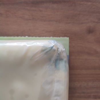 Son Kullanma Tarihi Geçmemiş Kaşar Peynirinin Küflenmesi