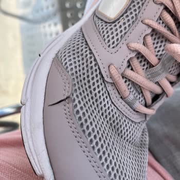 Ayakkabıda Oluşan Yırtık İçin Yetersiz İnceleme Ve Çözüm