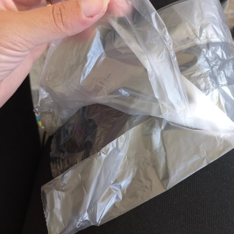 Aldığım Parex Buzdolabı Poşetleri Yırtık Ve Defolu Çıktı