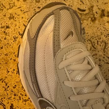 Yeni Alınan Ayakkabı 30 Dakikada Deforme Oldu