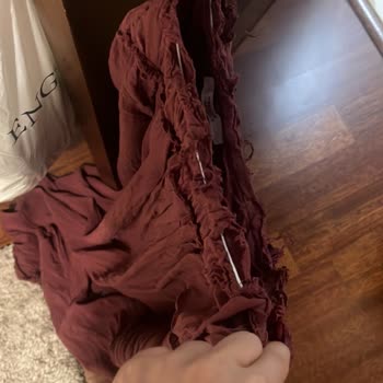 Yıkamada Yırtılan Elbise İçin İlgisiz Butik Mağduriyeti