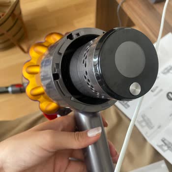 Dyson V15 Süpürge Şarj Sorunu ve Batarya Problemi