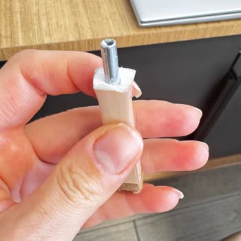 2 Ayakkabıdan Biri 4 Ayda Kırıldı, Kıbrıs'ta Değişim Yapılmıyor!