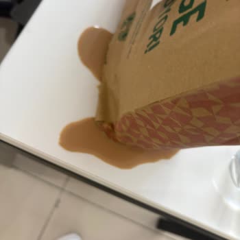 Kahve Döküldü, Kupon Yetersiz, İade Yapılmadı: Müşteri Memnuniyeti Sıfır!