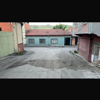 Kazı Çalışması Sonrası Yolun Onarılmaması Ve Toz Sorunu