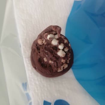 Şölen Çikolatadan Kıl Çıkması Ve Yetersiz Firma Desteği