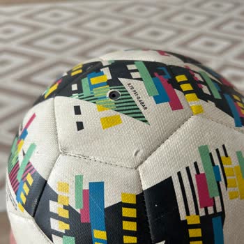 Kısa Sürede Yıpranan Futbol Topu İçin İade Veya Değişim Talebi