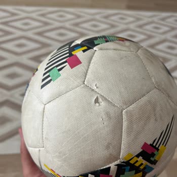 Kısa Sürede Yıpranan Futbol Topu İçin İade Veya Değişim Talebi