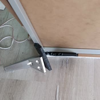 Mondi Home Sakarya'dan Aldığım Yatak Odası Takımında Baza Ayakları Kırıldı, Mağdur Oldum