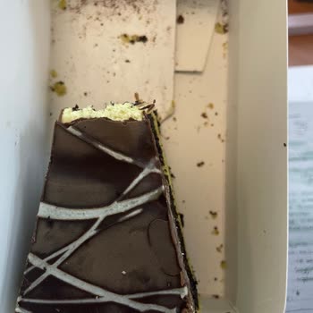 Bayat Gelen Kek Ve Eksik Paketleme Mağduriyetim