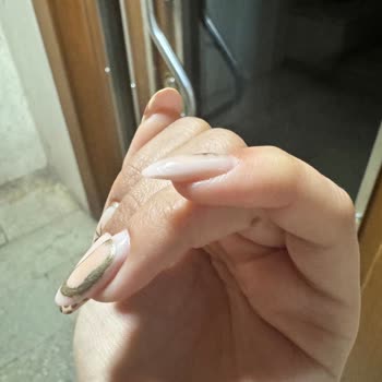 Tırnak Uygulamasında Beklentimin Çok Altında Bir Deneyim Yaşadım