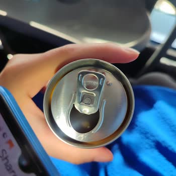 Kahvede Beyaz Tortu Nedeniyle Yolculukta Mide Bulantısı Yaşadım