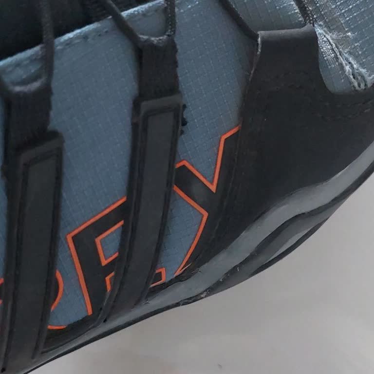 Adidas Terex Ayakkabıda Kısa Sürede Açılma Ve Yırtılma Sorunu