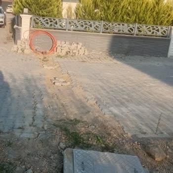 Fiber İnternet Çalışması Sonrası Sokak Yolunun Düzeltilmemesi
