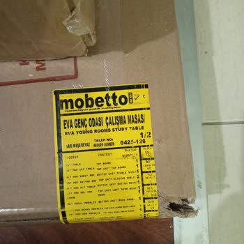 Kargo Görevlisinin Ürünü Daire Kapısına Teslim Etmemesi Ve İlgisiz Davranışı