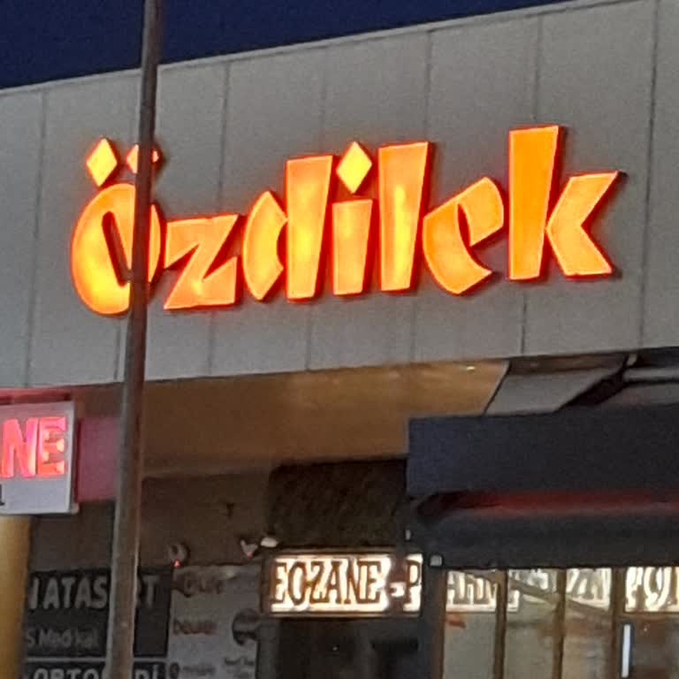 Kendi Mağazasından Alışverişe Sinema Engeli Ve Zorunlu Mısır Satışı