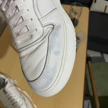 FLO'dan Aldığım Deri Ayakkabı İlk Yıkamada Renk Attı