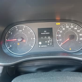 Yeni Aracımda Sürekli Arıza Ve Güvensiz Servis Deneyimi