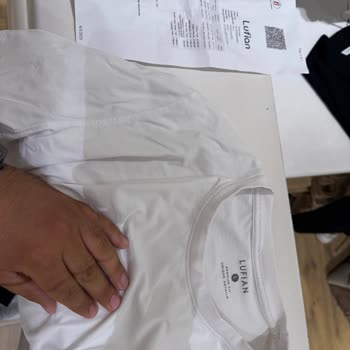 Aldığım Ürünler Kısa Sürede Deforme Oldu, Mağaza Yardımcı Olmadı