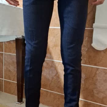 Takım Elbise Pantolonu Çekti, Değişim Reddedildi