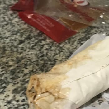 Çiğ Köfte Dürümleri Sulu Ve Hamur Halde Teslim Edildi