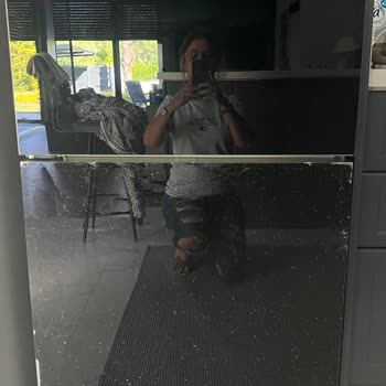 Franke Buzdolabının Cam Kapağı Kendi Kendine Parçalandı, Servis Yetersiz Kaldı