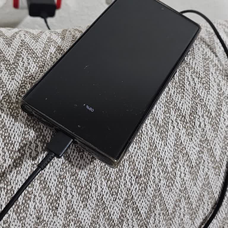 Samsung S23 Ultra Güncelleme Sonrası Aşırı Isınma Ve Hızlı Şarj Bitme Sorunu