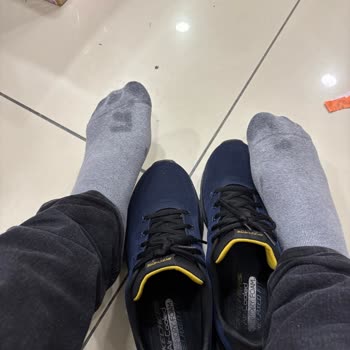 Su Geçirmez Denilen Ayakkabı Hafif Yağmurda Su Aldı