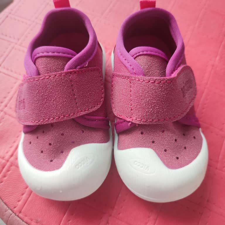 Yıkama Sonrası Çocuk Ayakkabısında Renk Solması Sorunu