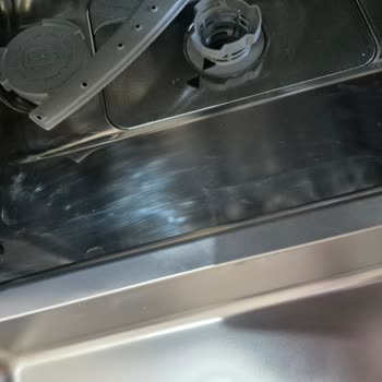 Bosch Bulaşık Makinesinde Paslanma Ve Yetersiz Servis Deneyimi