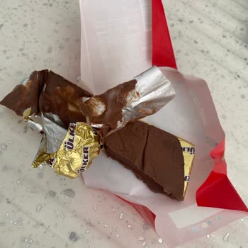 Getir Büyük'ten Eksik Ve Bozulmuş Çikolata Teslimatı