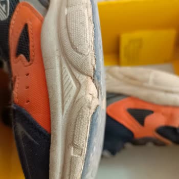 Greyder Kısa Sürede Deforme Olan Ayakkabıya İade Reddi Hayal Kırıklığı Yarattı