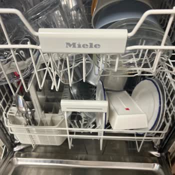 Miele Bulaşık Makinesinde Sepetlerde Paslanma Ve Hijyen Sorunu