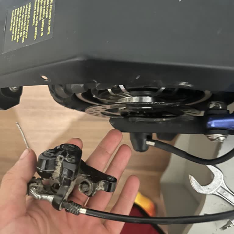 Onvo 12 Scooter'da Sürekli Lastik Problemi Ve Yetersiz Servis Desteği