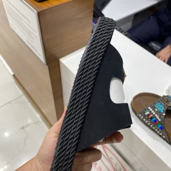 Bambi Ayakkabı'dan Aldığım Terlikte Boya Sorunu Ve Olumsuz Müşteri Hizmeti Deneyimi