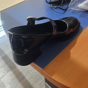 İlk Giyimde Yırtılan Ayakkabı Mağduriyeti