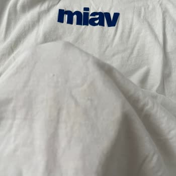 Mavi Markadan Aldığım Tişörtler İlk Yıkamada Delindi