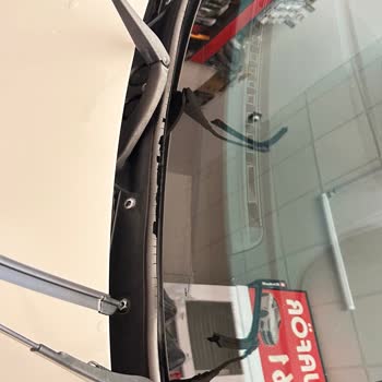 BMW Ön Cam Fitilinde Beklenmedik Sorun Ve Tedarik Zorluğu