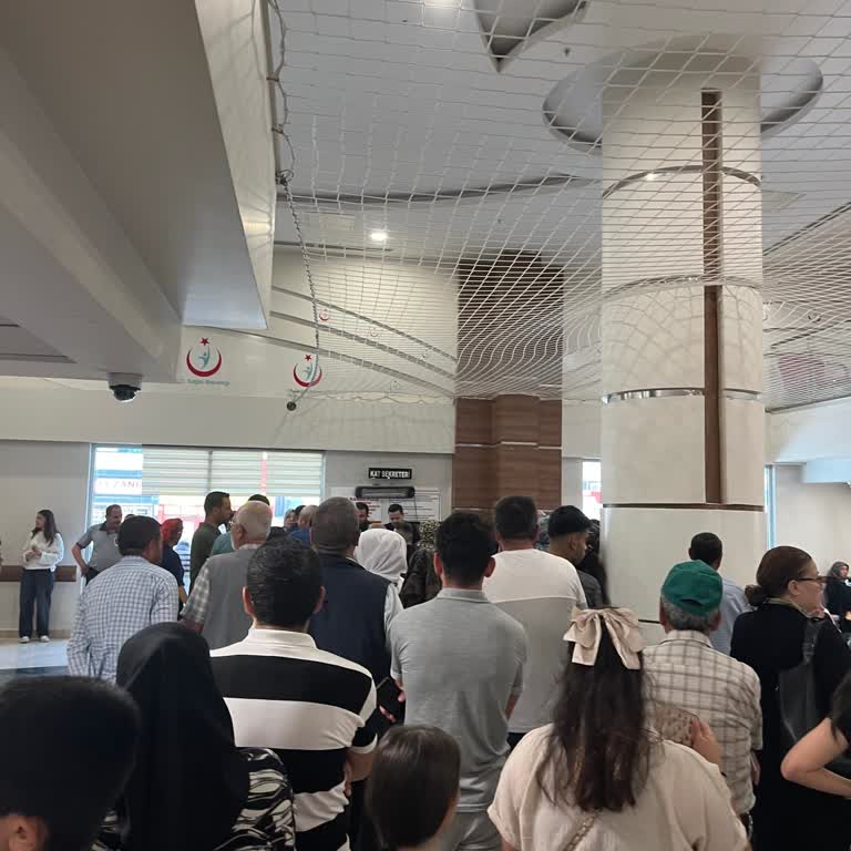 Randevu Sistemindeki Yoğunluk Ve Uzun Bekleme Süreleri