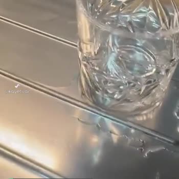 Paşabahçe Yüksek Sesle Bardak Patlaması Ve Parçalara Ayrılması!